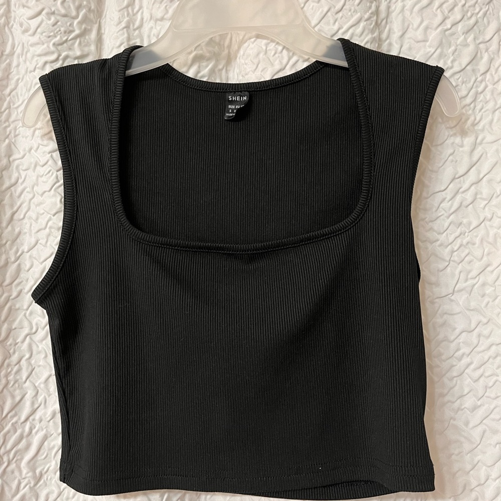 Black Ribbed Crop Top